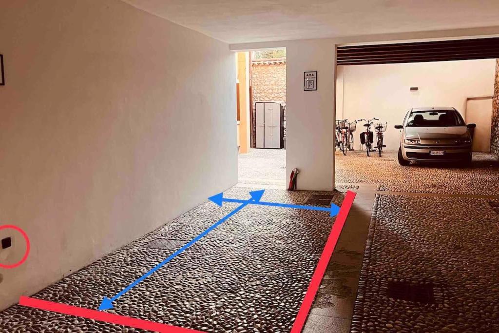 Private Luxury Apartment Udine Exterior photo